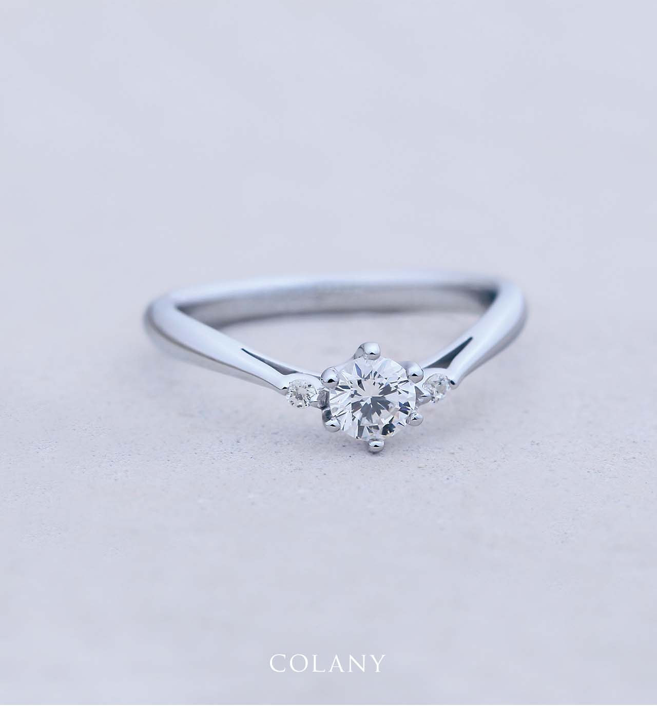 BLUE MOON｜セットリング｜ 婚約指輪・結婚指輪ブランド COLANY（コラニー）